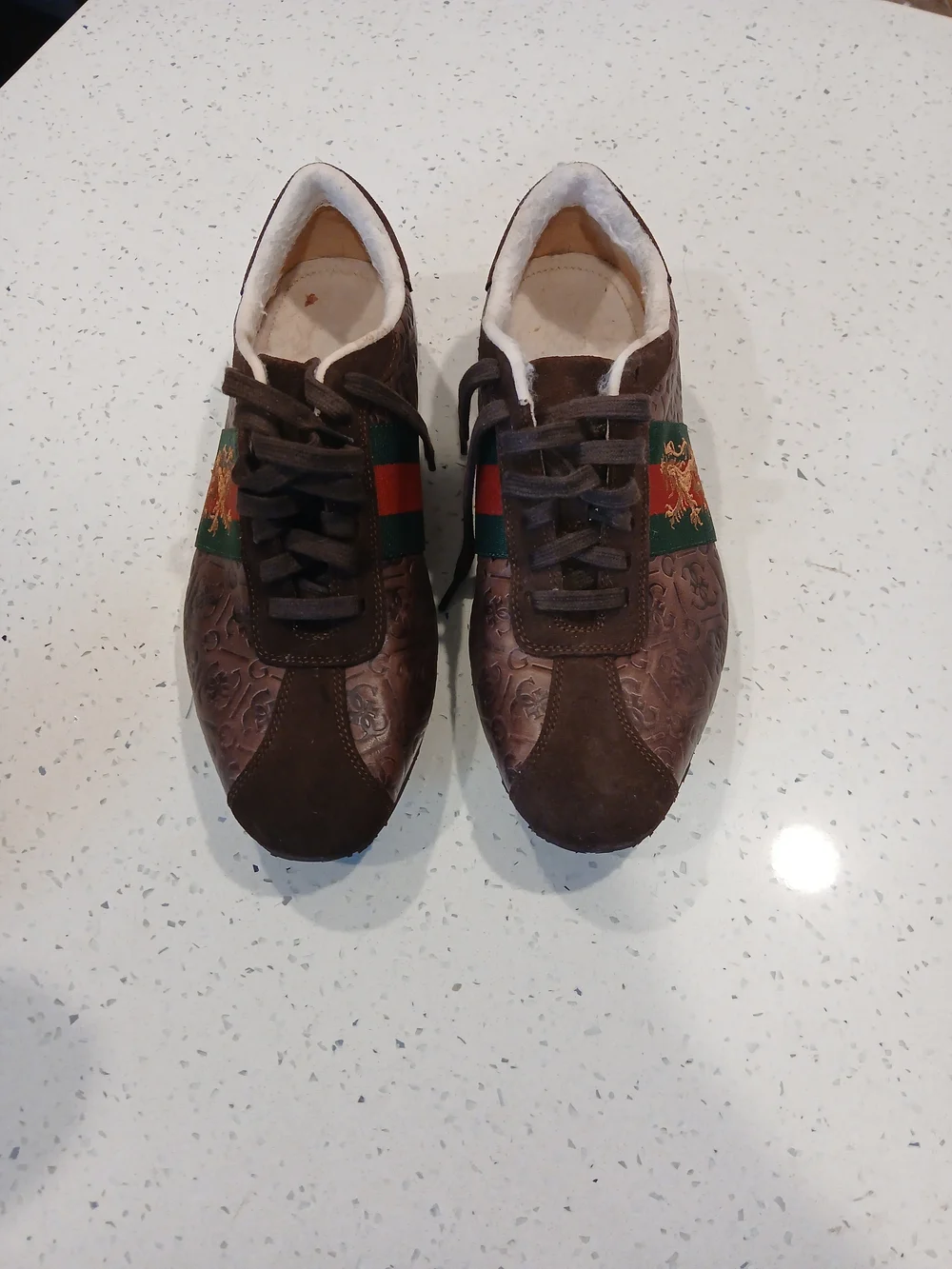 Guess brown suede